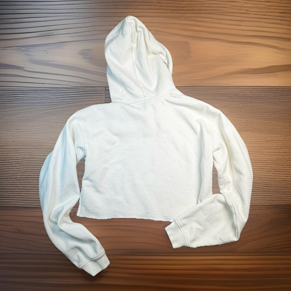 The North Face Women's Cropped Hoodie Small Cream Pullover Sweatshirt Logo White - Picture 2 of 6